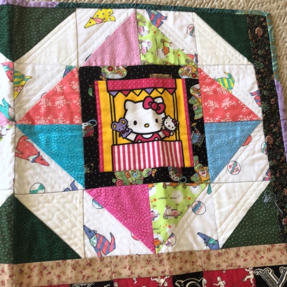 NWOT HELLO KITTY handmade child’/baby/crib quilt - Picture 4 of 8